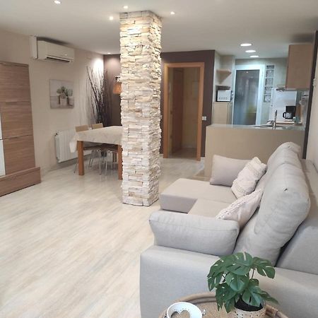 Apartamento En Viladecans Cerca Del Aeropuerto Buitenkant foto
