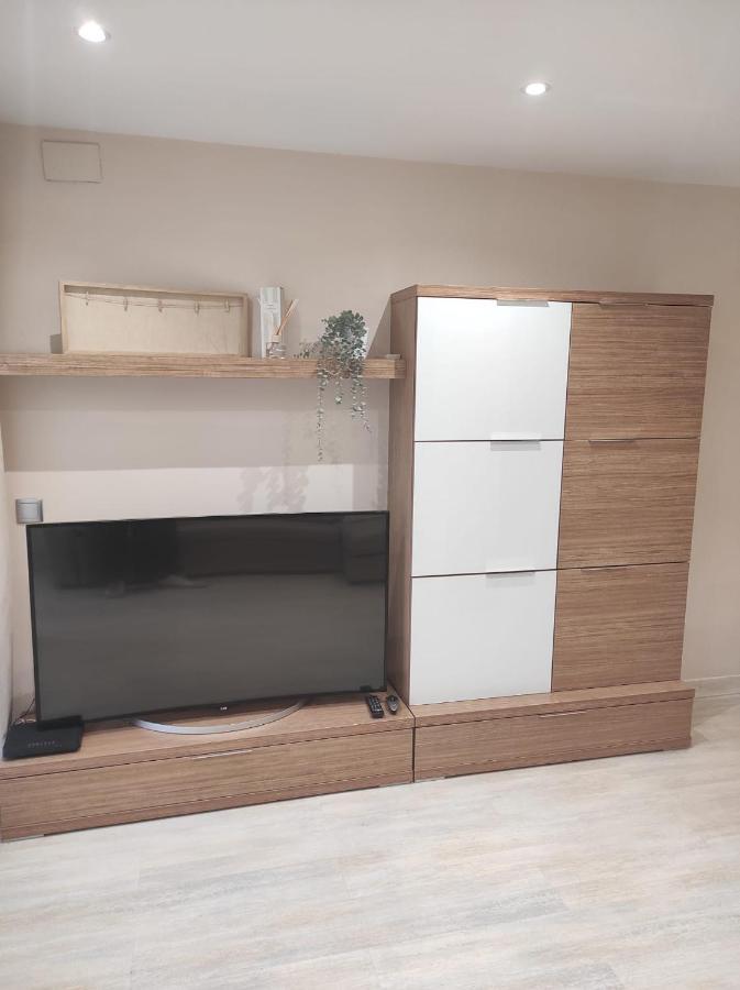 Apartamento En Viladecans Cerca Del Aeropuerto Buitenkant foto